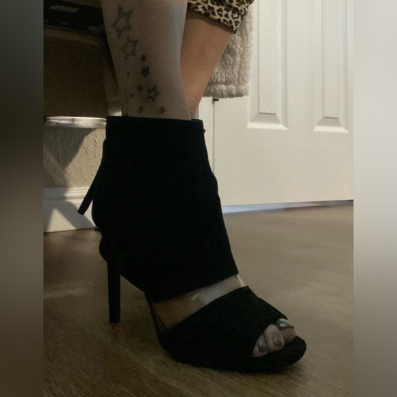 Black Booties Guess - Picture 9 of 10